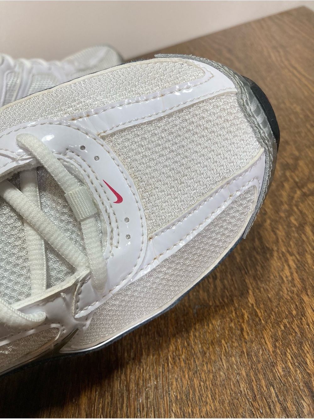 Nike Reax 5 Athletic Shoe Women’s Size 11 Metallic Silver/Pink - Picture 8 of 10